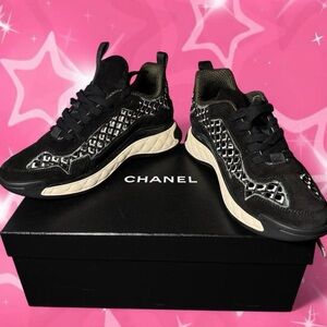 CHANEL Black and Cream Quilted Low-Top Sneakers